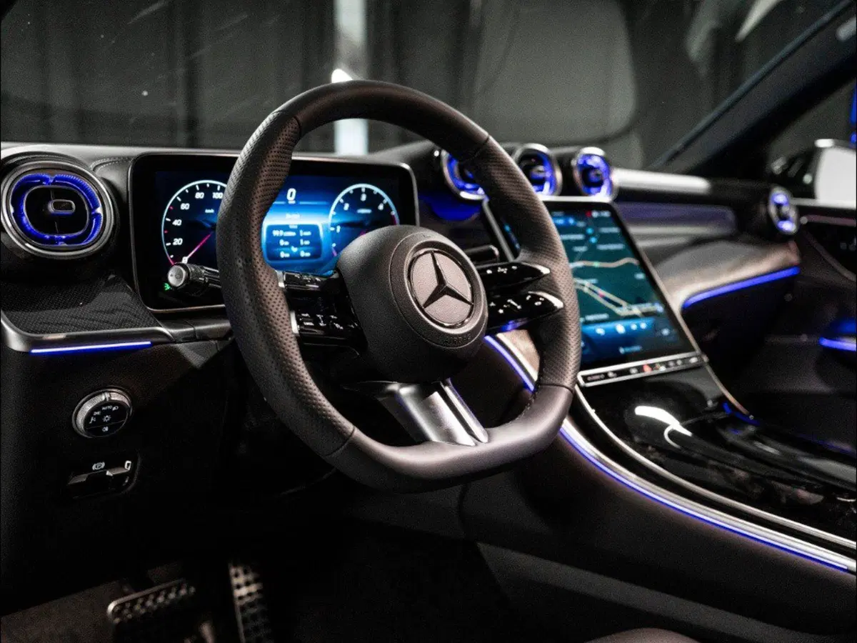 Mercedes-Benz GLC Coupé nuova a Ancona (15)