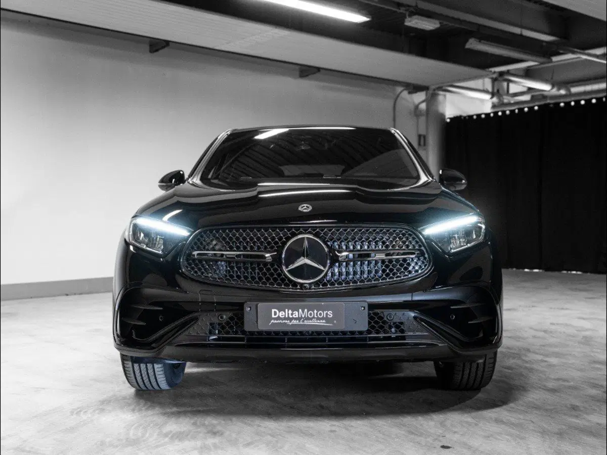 Mercedes-Benz GLC Coupé nuova a Ancona (7)