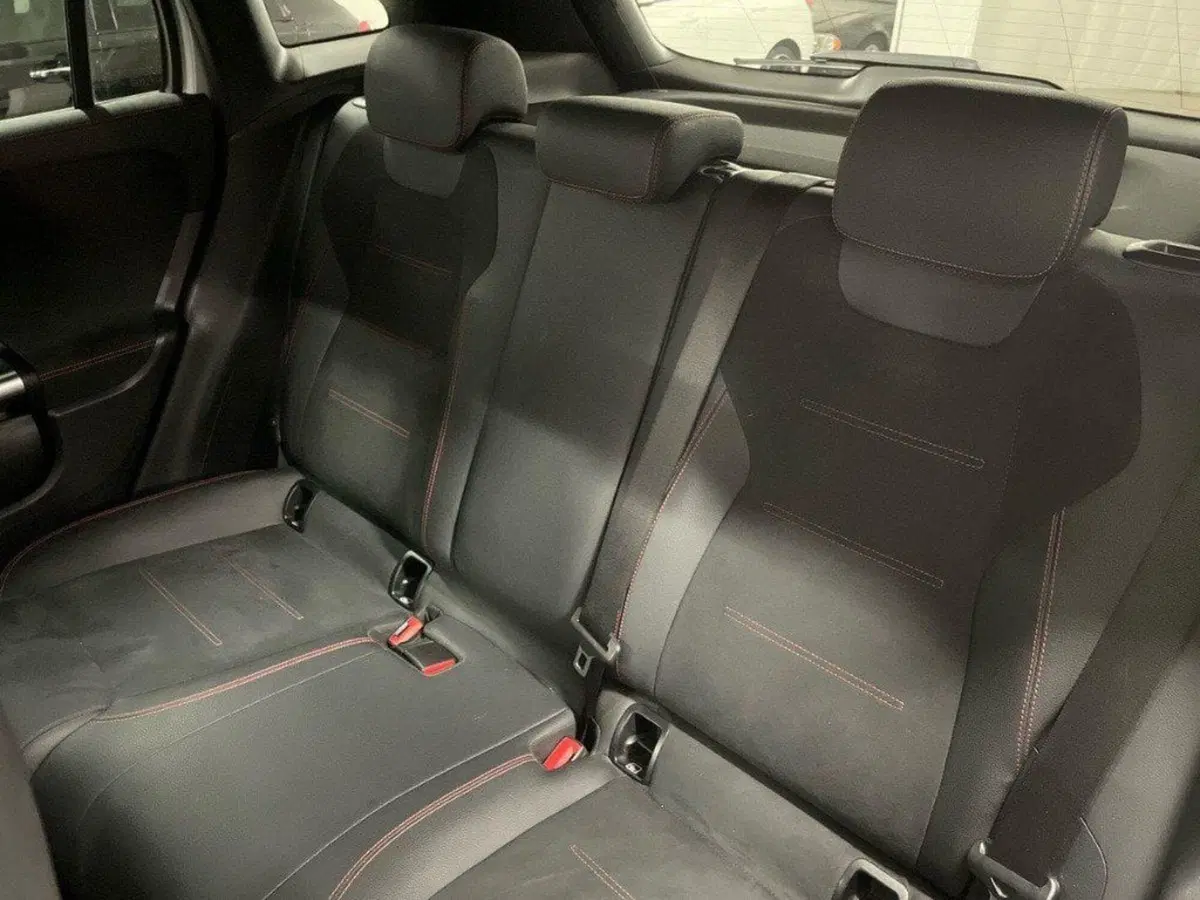 Mercedes-Benz GLA SUV usata a Ancona (10)