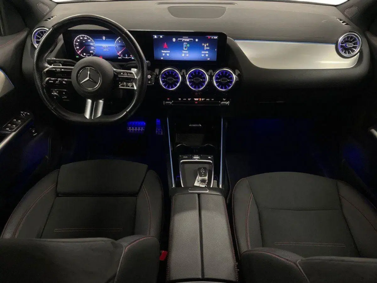 Mercedes-Benz GLA SUV usata a Ancona (11)