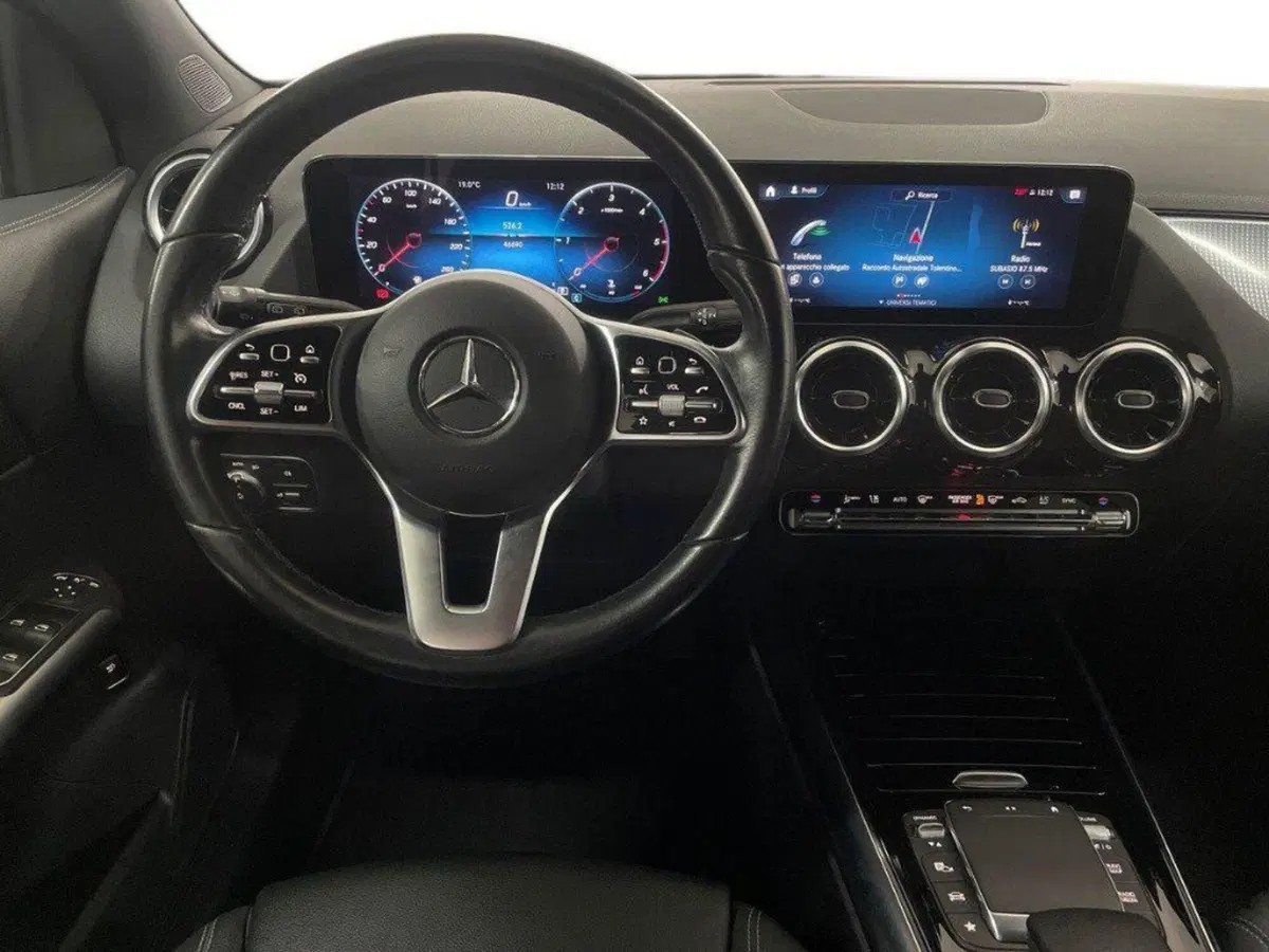 Mercedes-Benz GLA SUV usata a Ancona (14)