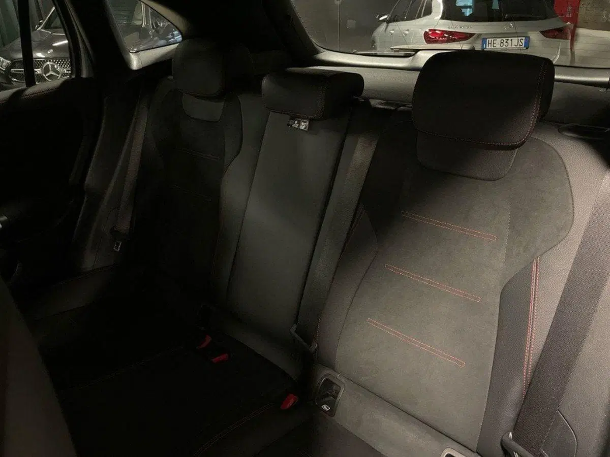 Mercedes-Benz GLA SUV usata a Ancona (10)