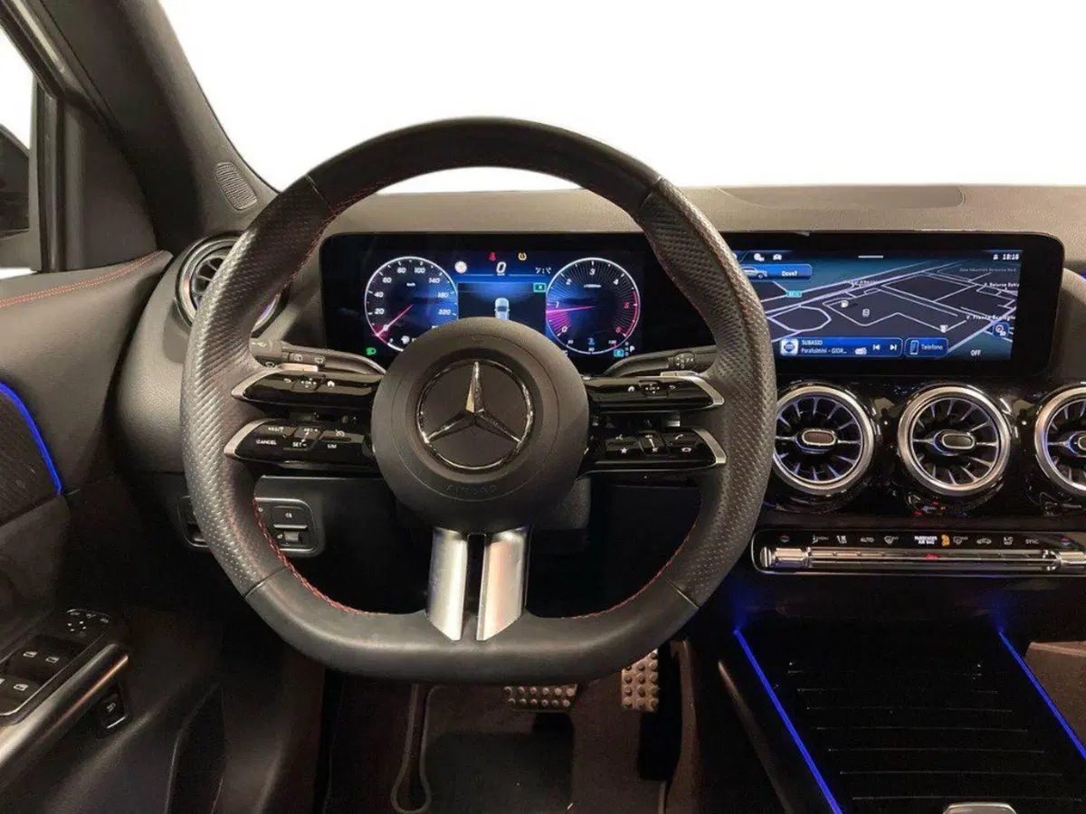 Mercedes-Benz GLA SUV usata a Ancona (13)