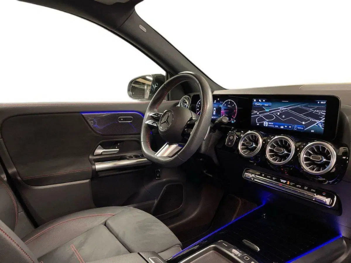 Mercedes-Benz GLA SUV usata a Ancona (14)