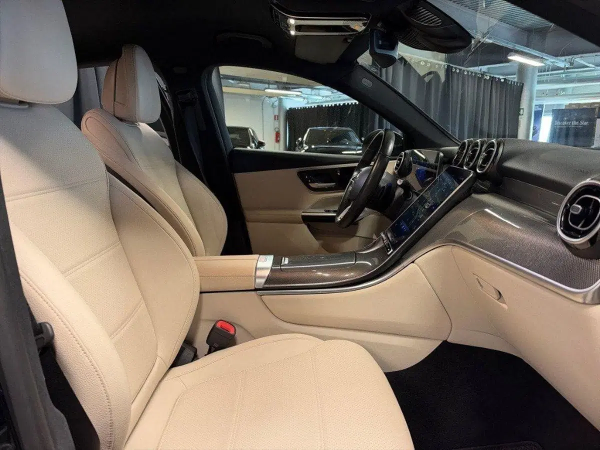 Mercedes-Benz GLC Coupé usata a Ancona (10)