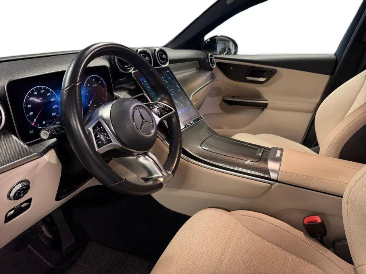 Mercedes-Benz GLC Coupé usata a Ancona (16)