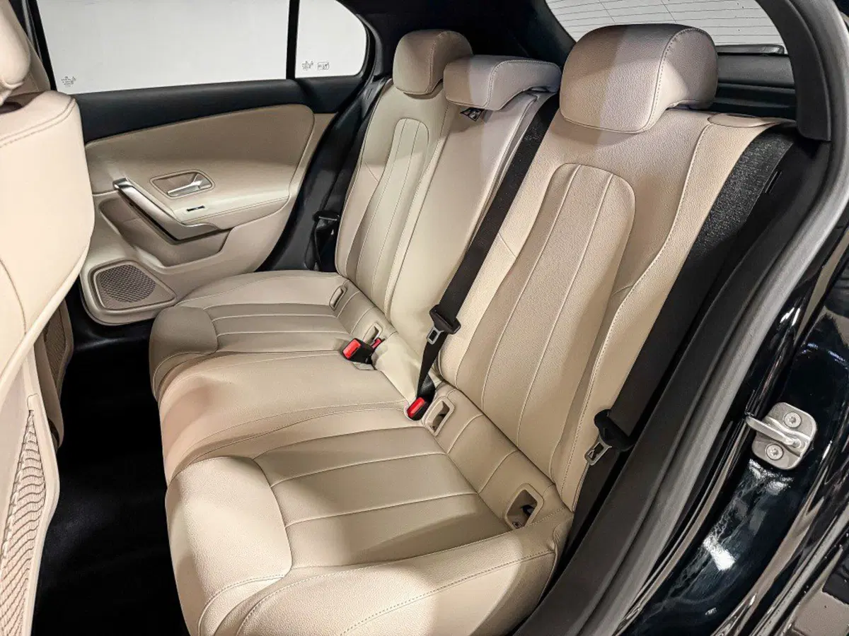 Mercedes-Benz Classe A nuova a Ancona (12)