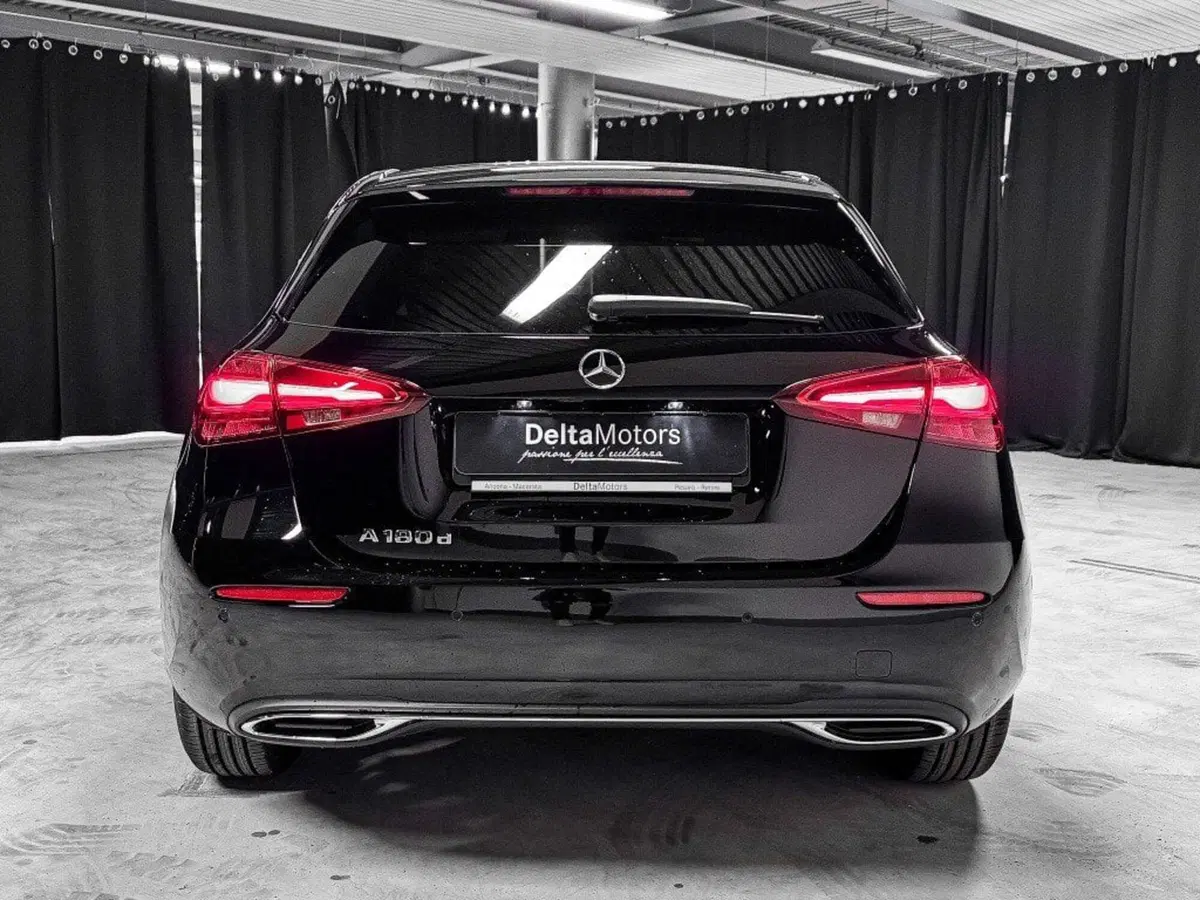 Mercedes-Benz Classe A nuova a Ancona (4)