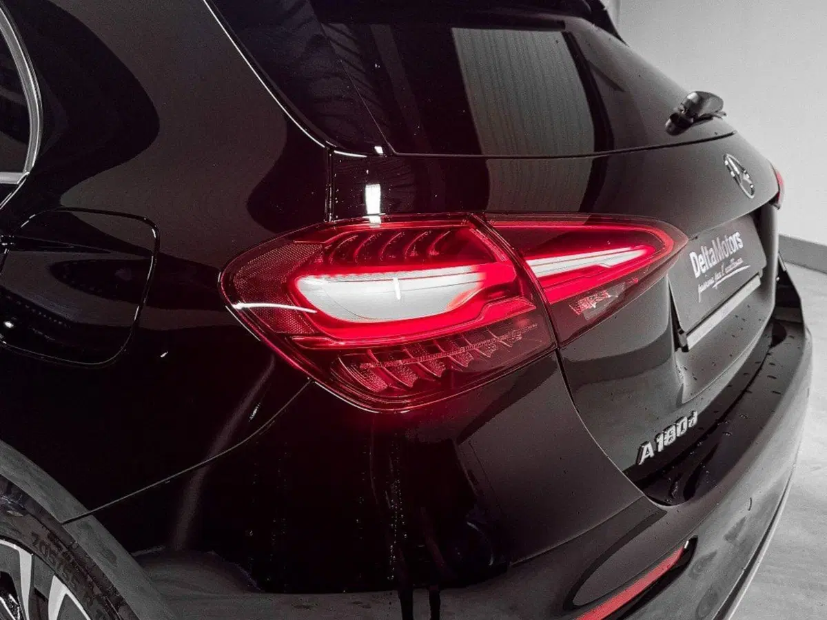 Mercedes-Benz Classe A nuova a Ancona (5)