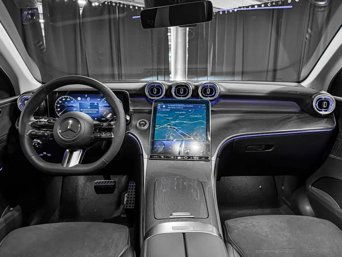 Mercedes-Benz GLC SUV nuova a Ancona (14)