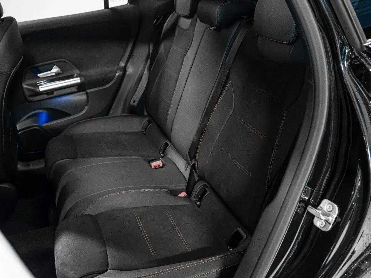 Mercedes-Benz GLA SUV nuova a Ancona (13)
