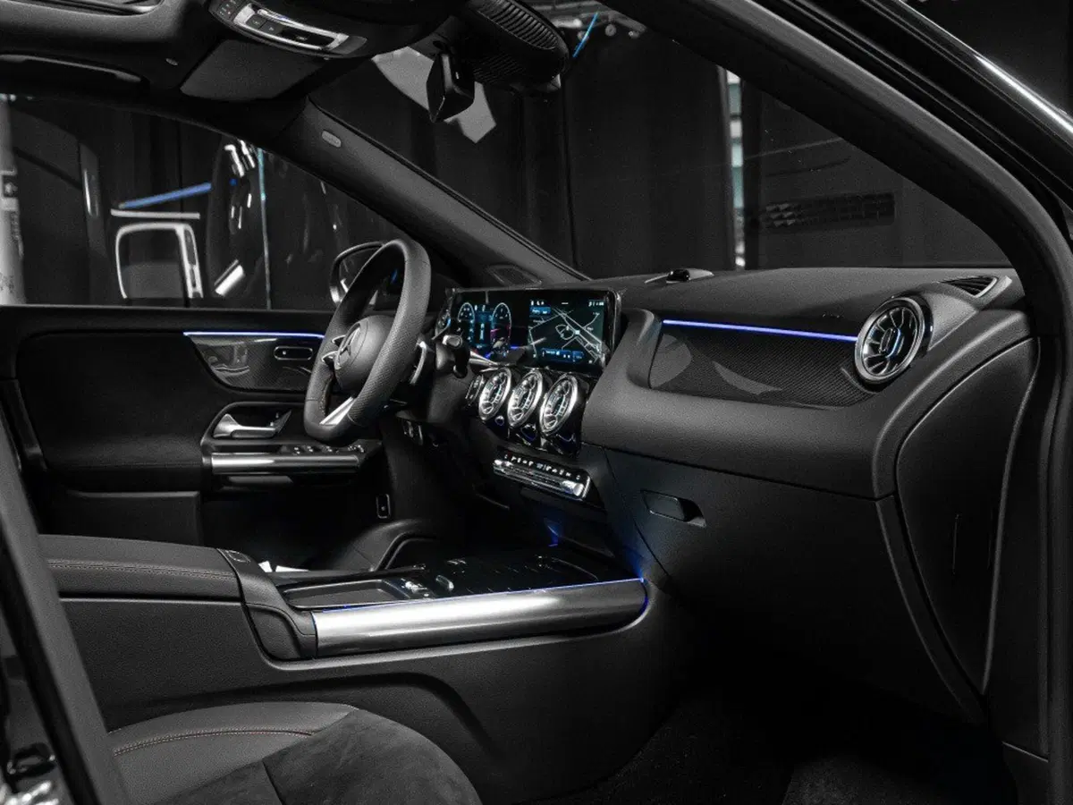 Mercedes-Benz GLA SUV nuova a Ancona (15)