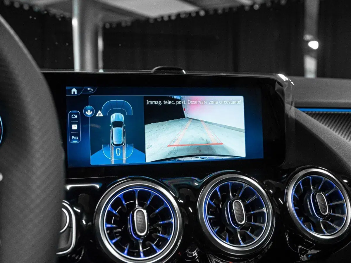 Mercedes-Benz GLA SUV nuova a Ancona (20)