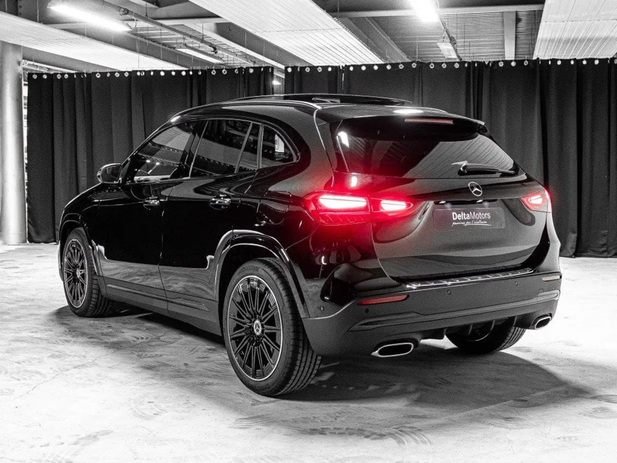 Mercedes-Benz GLA SUV nuova a Ancona (3)