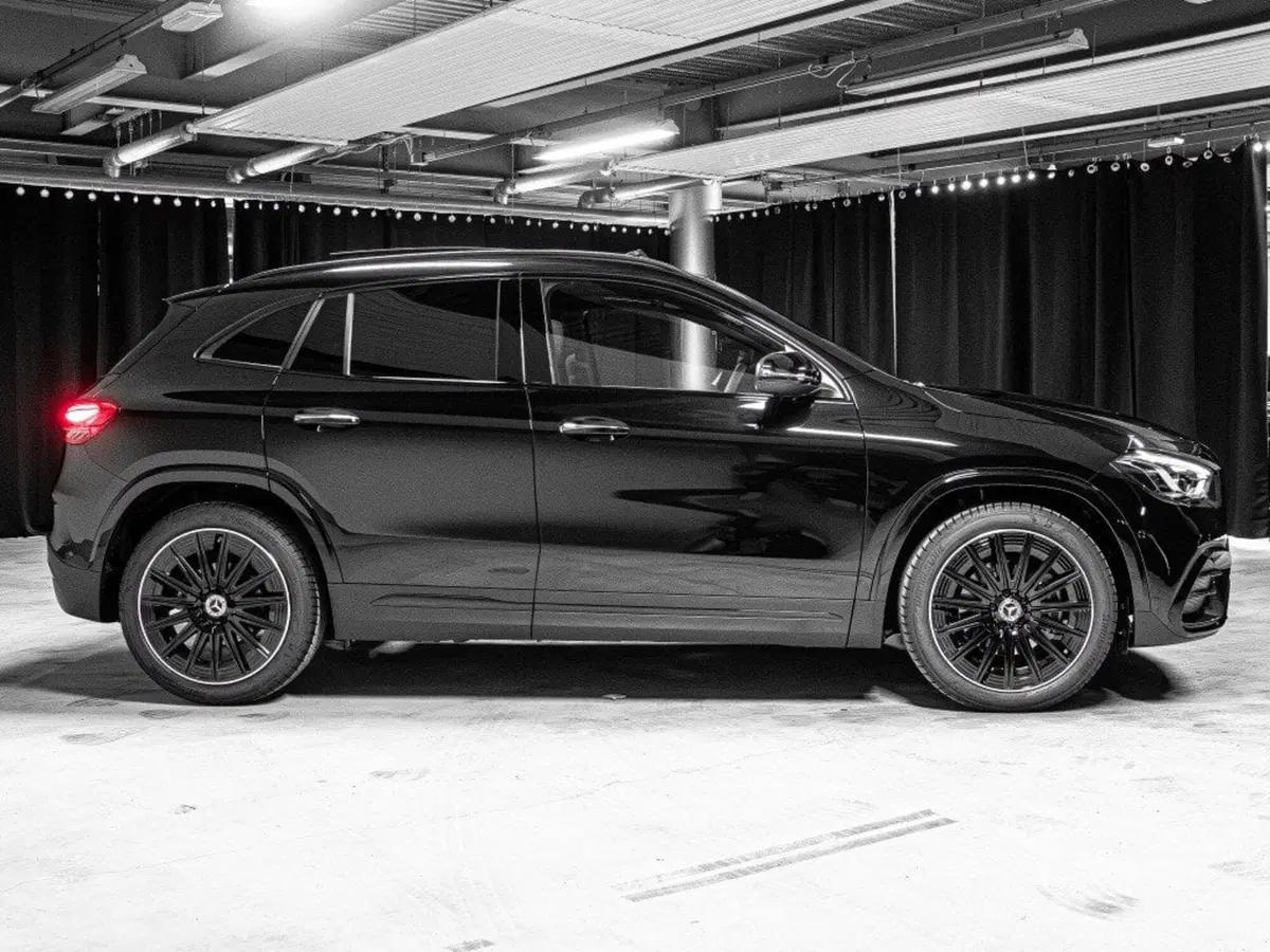 Mercedes-Benz GLA SUV nuova a Ancona (6)