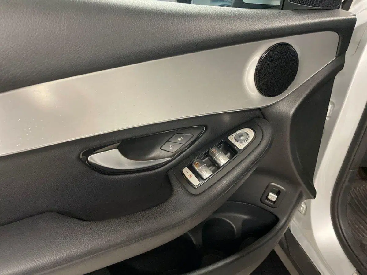 Mercedes-Benz GLC SUV usata a Ancona (20)