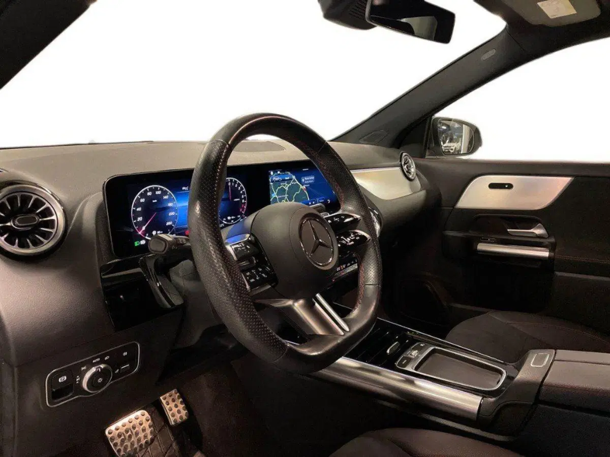 Mercedes-Benz GLA SUV usata a Ancona (15)