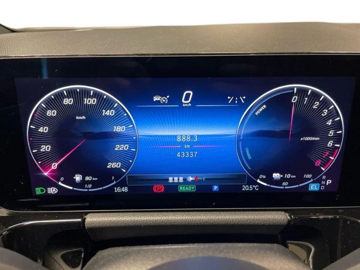 Mercedes-Benz GLA SUV usata a Ancona (18)
