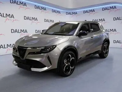 Alfa Romeo Junior 1.2 ibrida 145cv edct6 nuova a Solaro