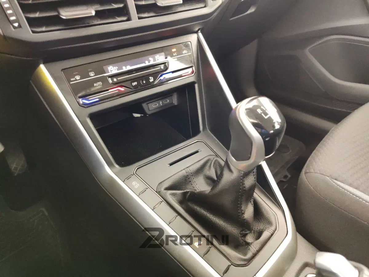 Volkswagen Polo usata a Massa-Carrara (11)