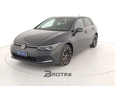 Volkswagen Golf 2.0 TDI 150 CV DSG SCR Style del 2021 usata a Massa