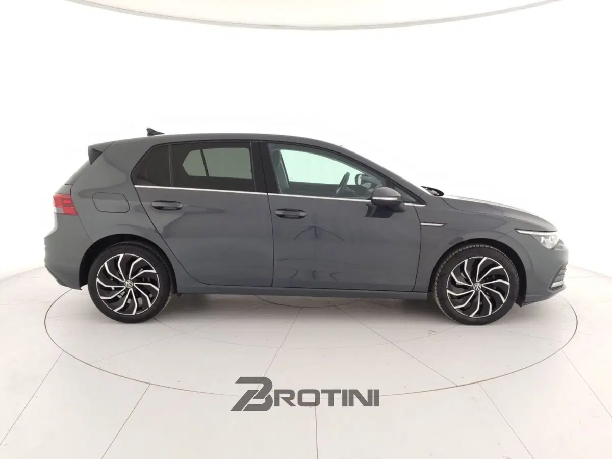 Volkswagen Golf usata a Massa-Carrara (5)