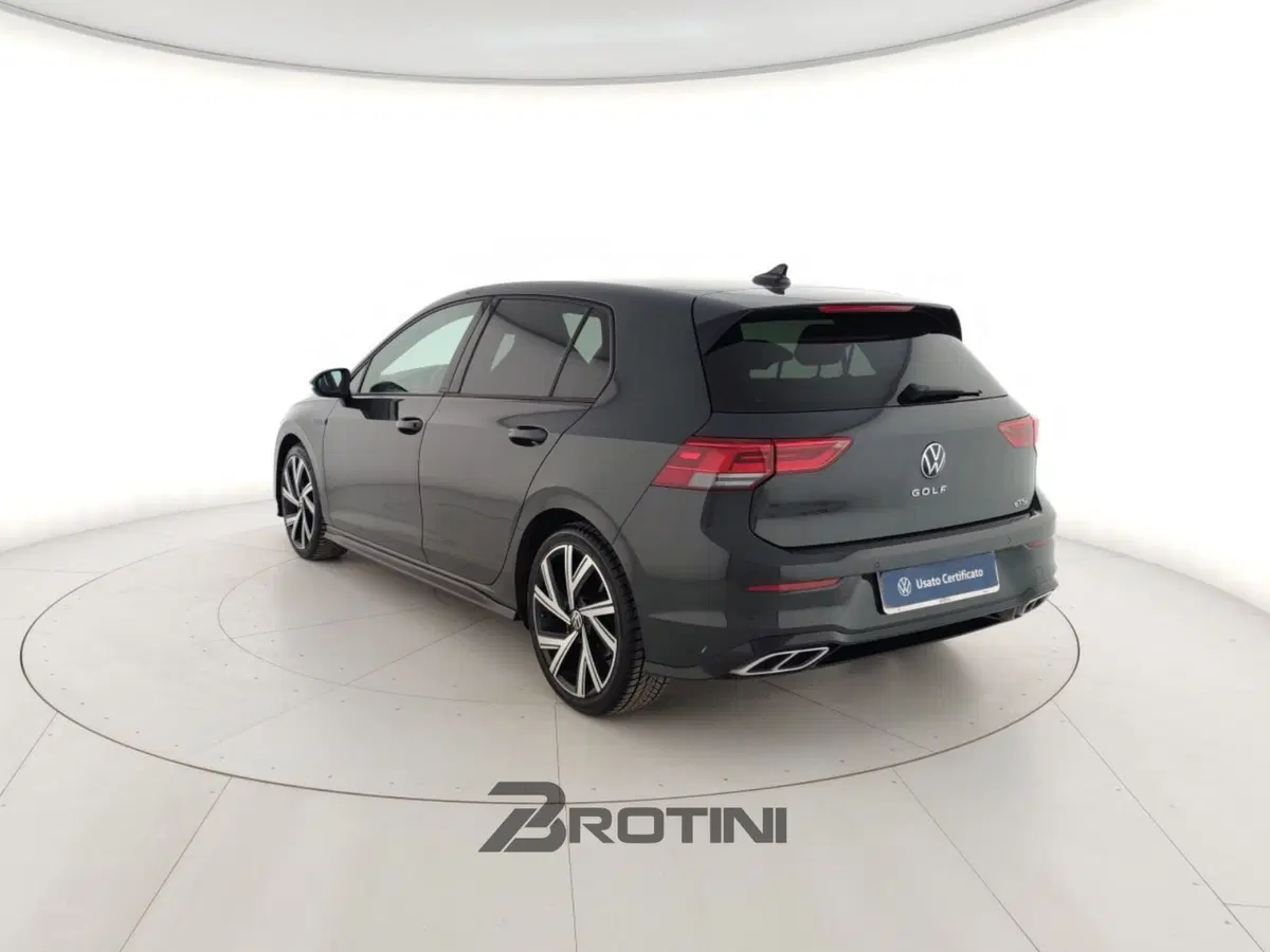 Volkswagen Golf usata a Massa-Carrara (2)