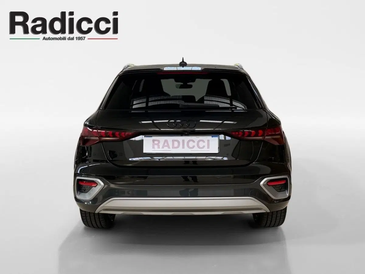 Audi A3 Sportback usata a Bari (8)