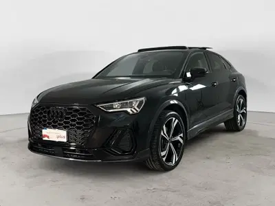 Audi Q3 Sportback 35 TDI del 2023 usata a Nola