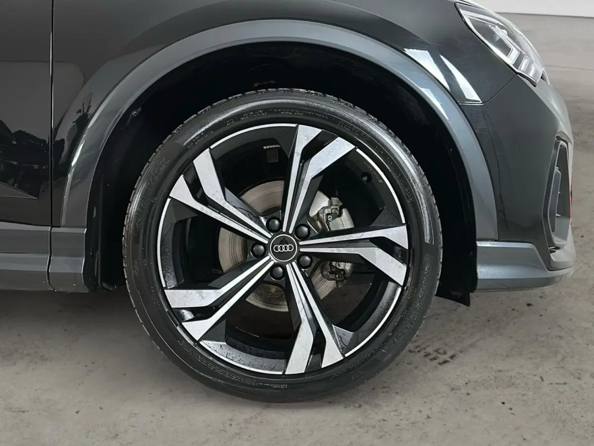 Audi Q3 Sportback usata a Napoli (20)