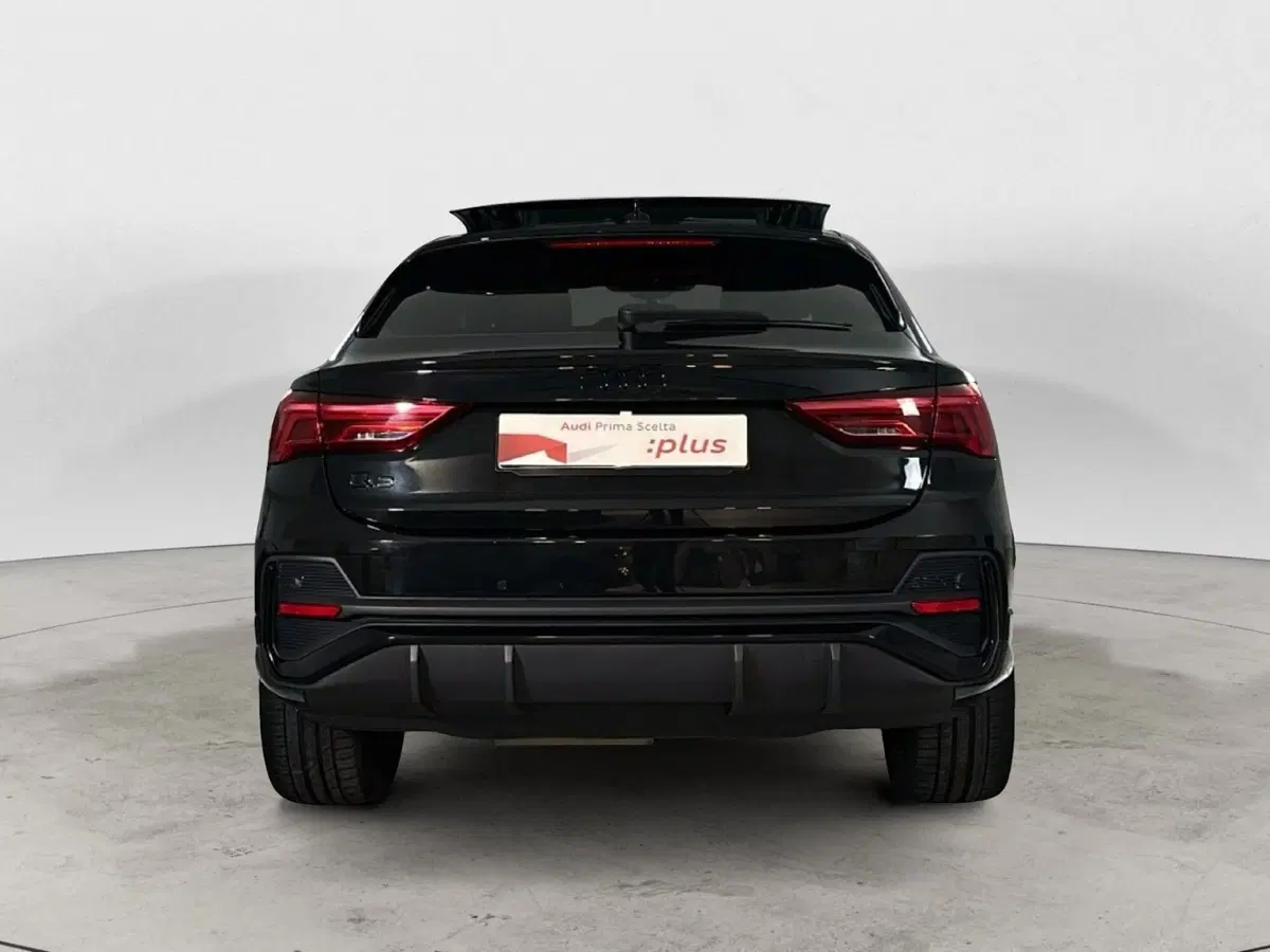 Audi Q3 Sportback usata a Napoli (6)