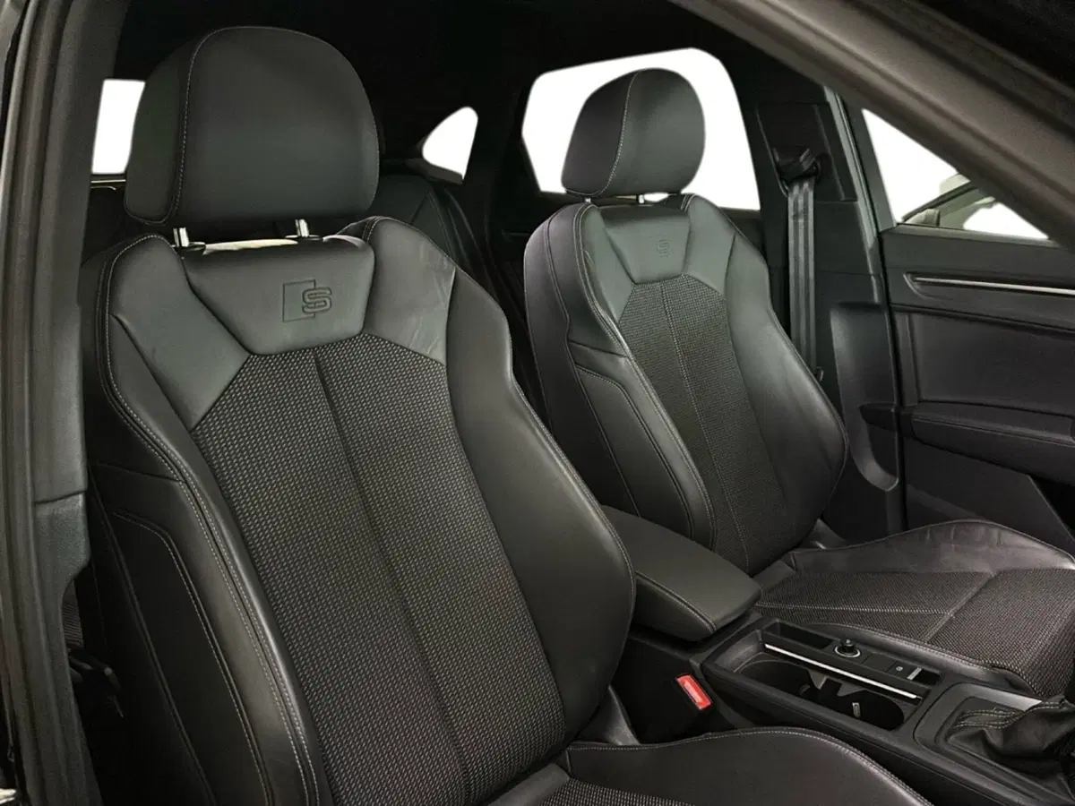 Audi Q3 Sportback usata a Napoli (9)