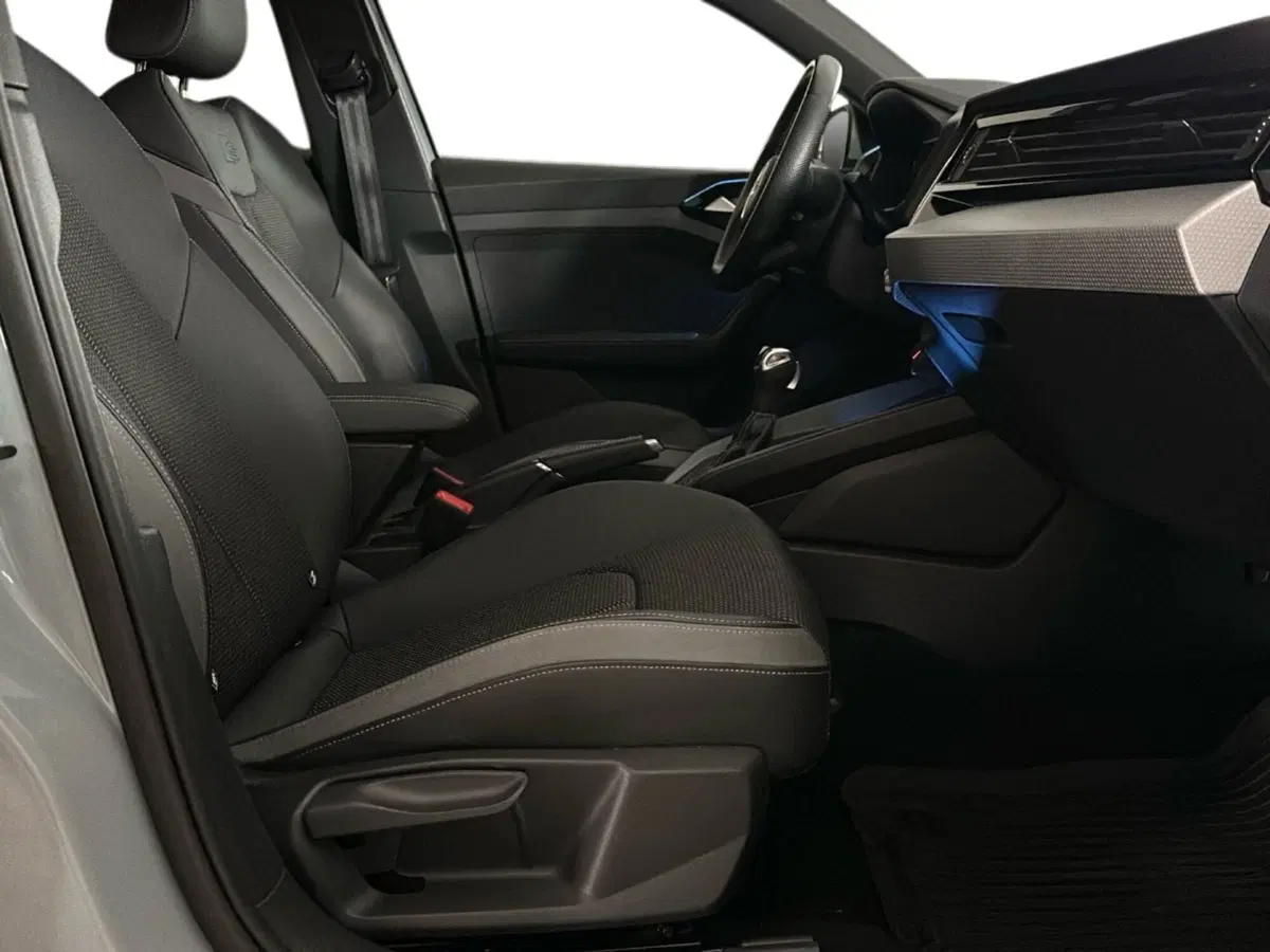 Audi A1 allstreet usata a Napoli (7)