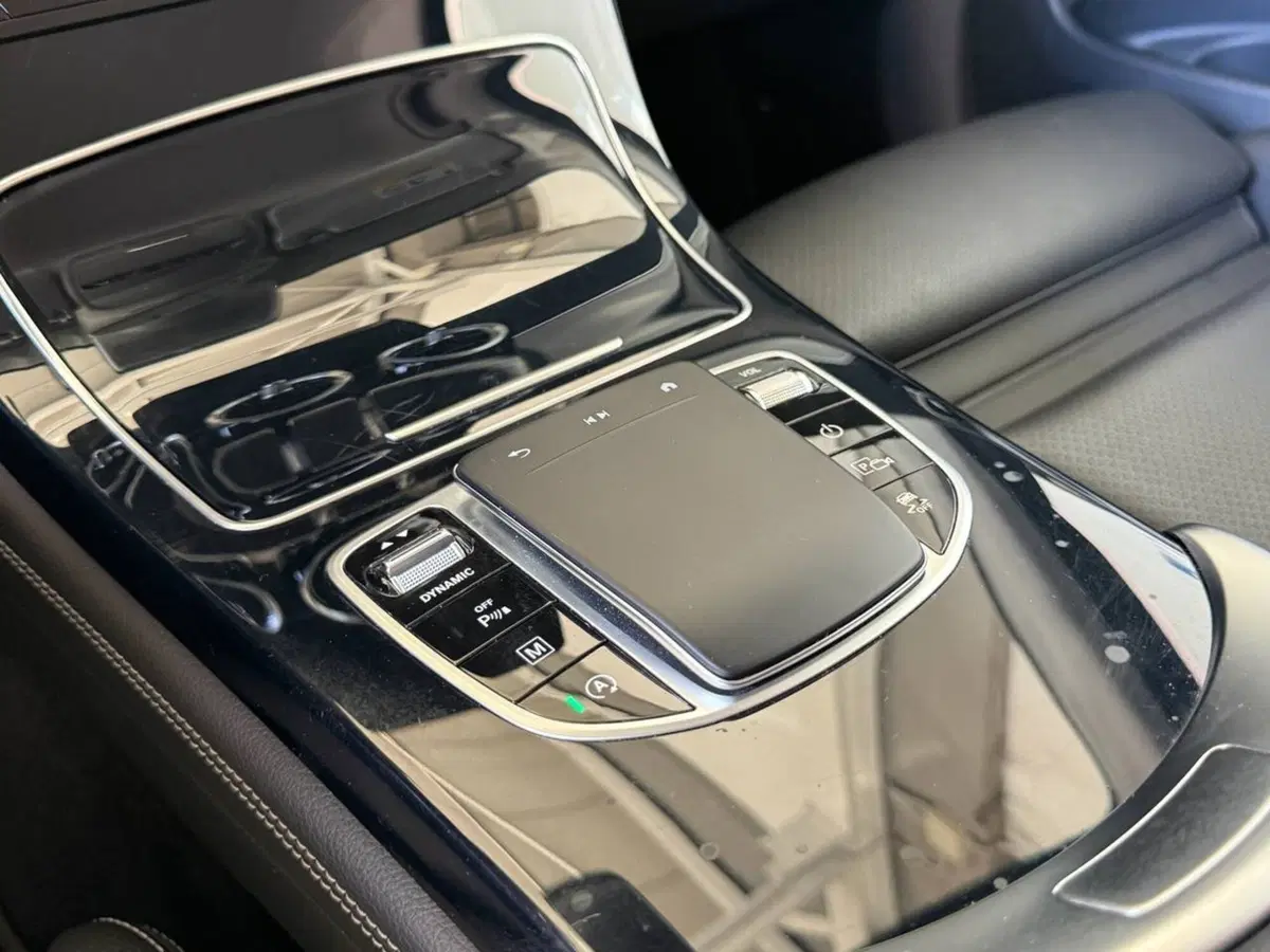Mercedes-Benz GLC SUV usata a Palermo (12)