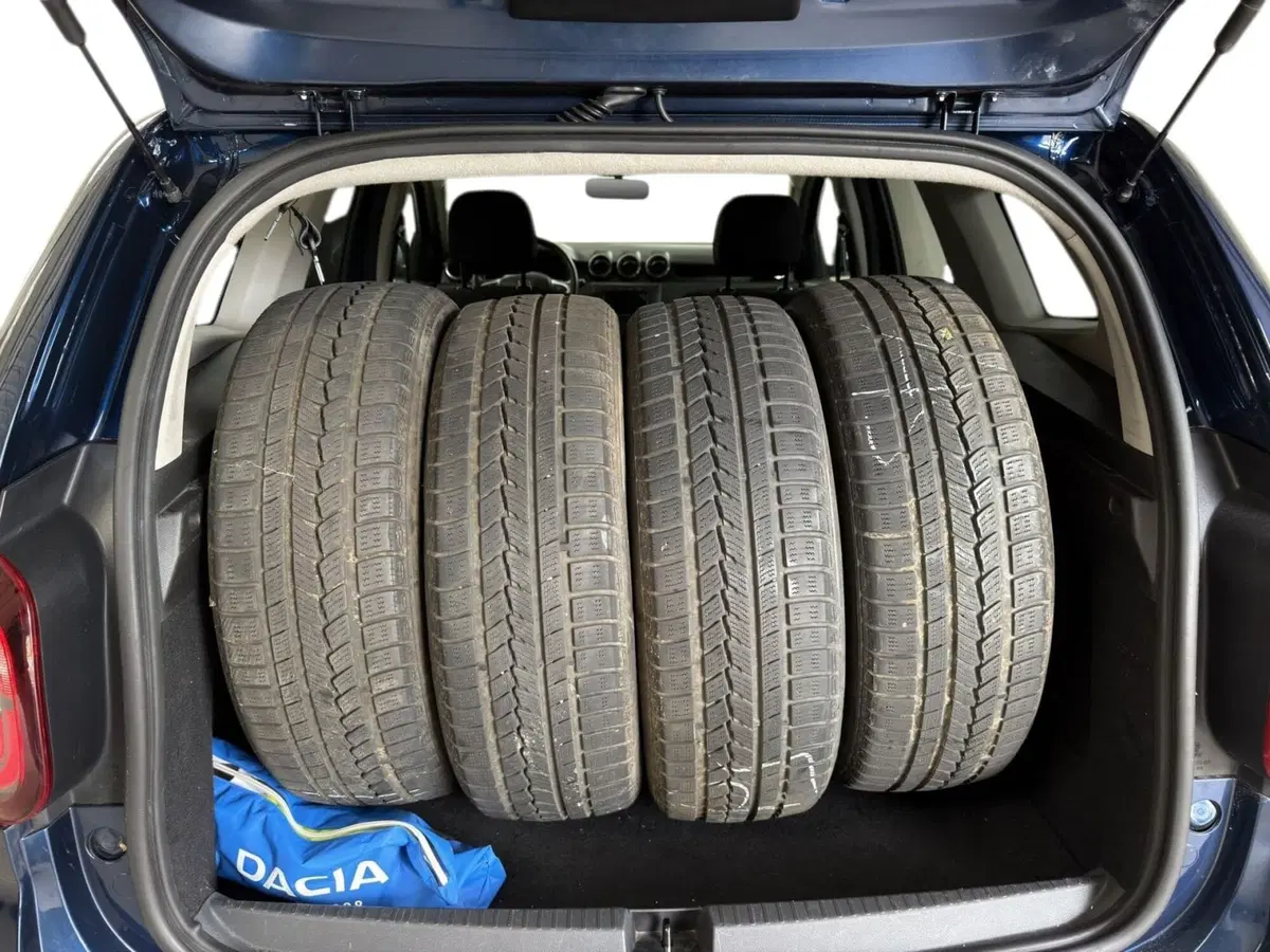 Dacia Duster usata a Milano (10)