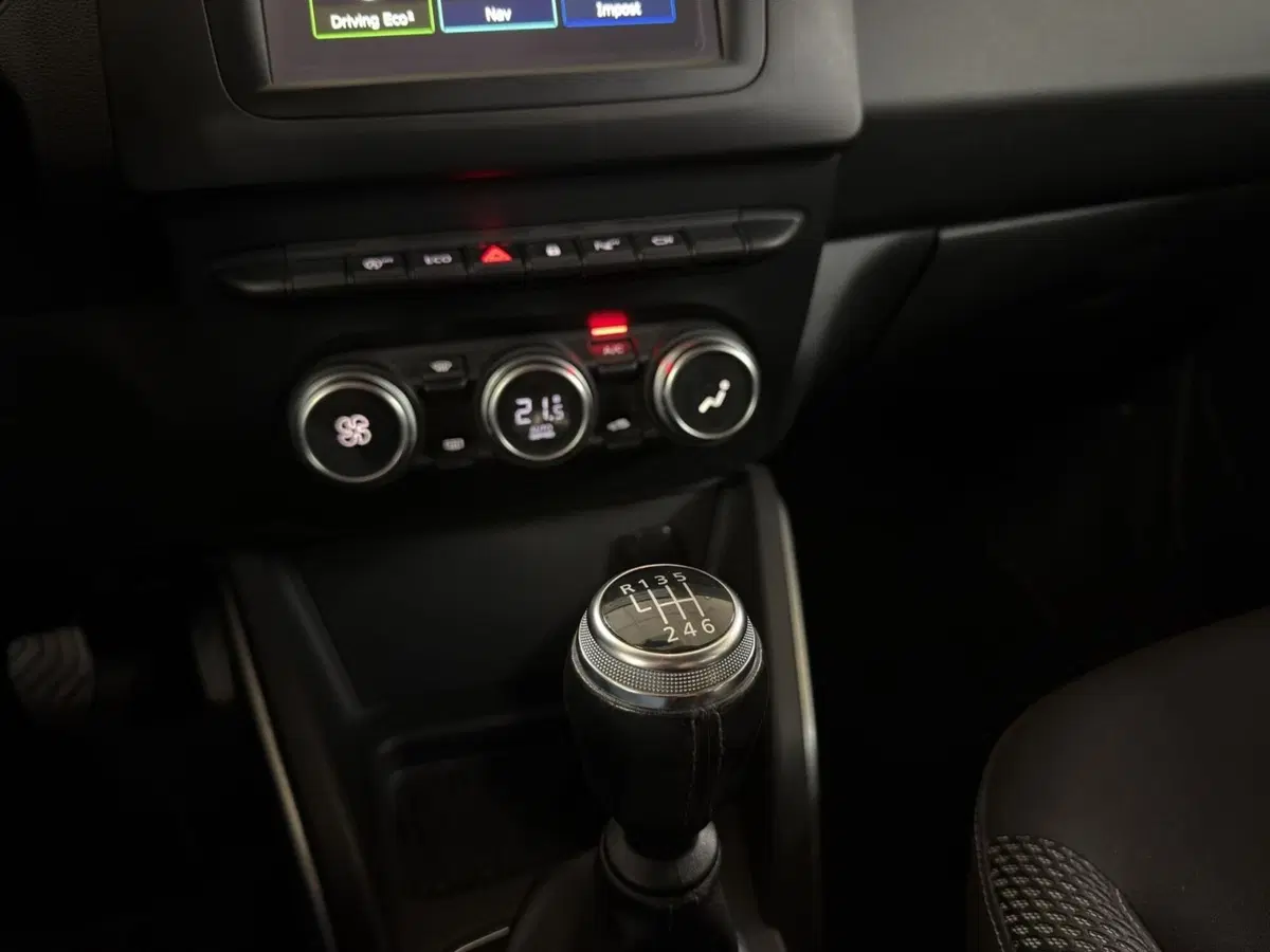 Dacia Duster usata a Milano (15)