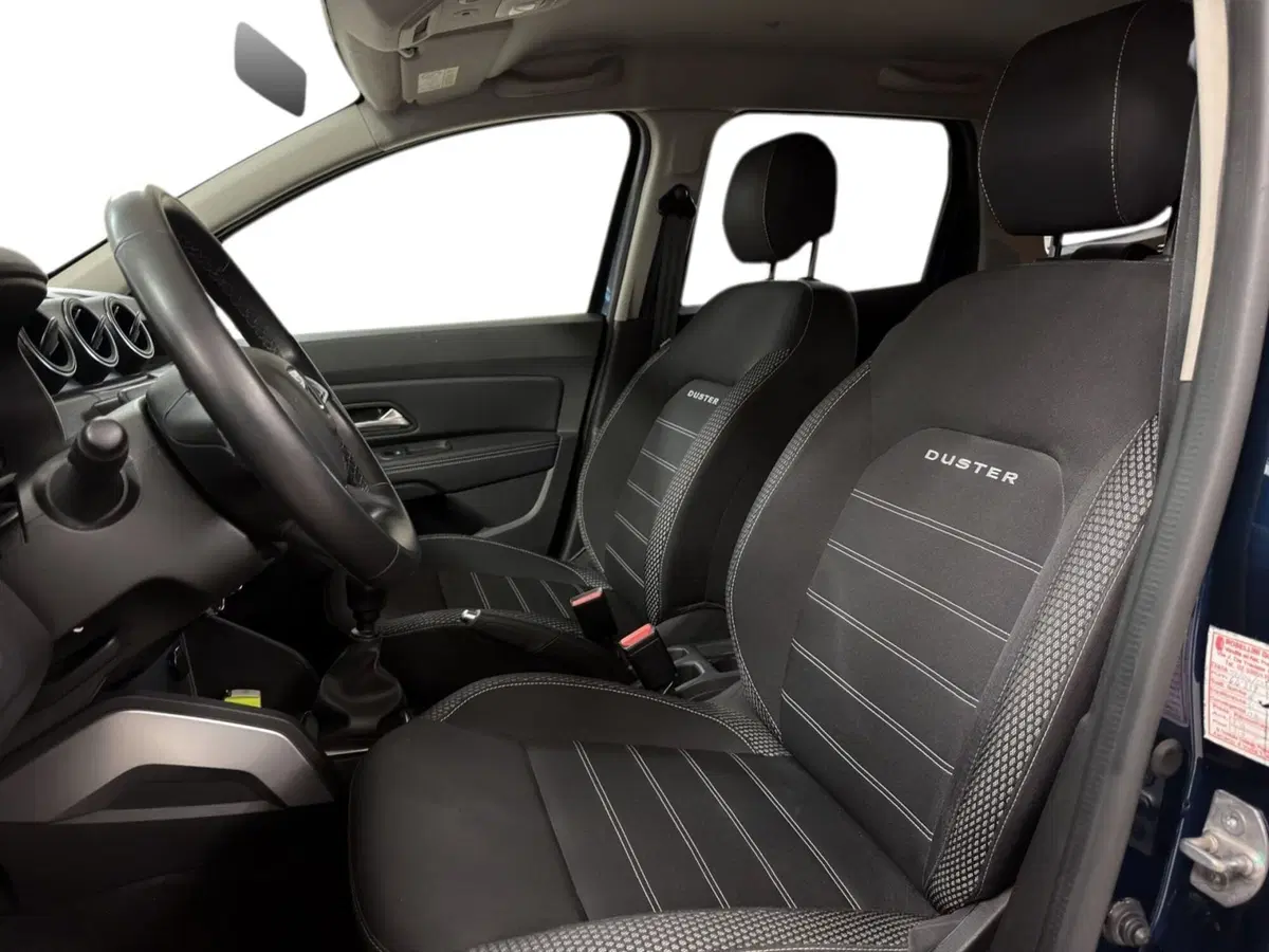 Dacia Duster usata a Milano (16)