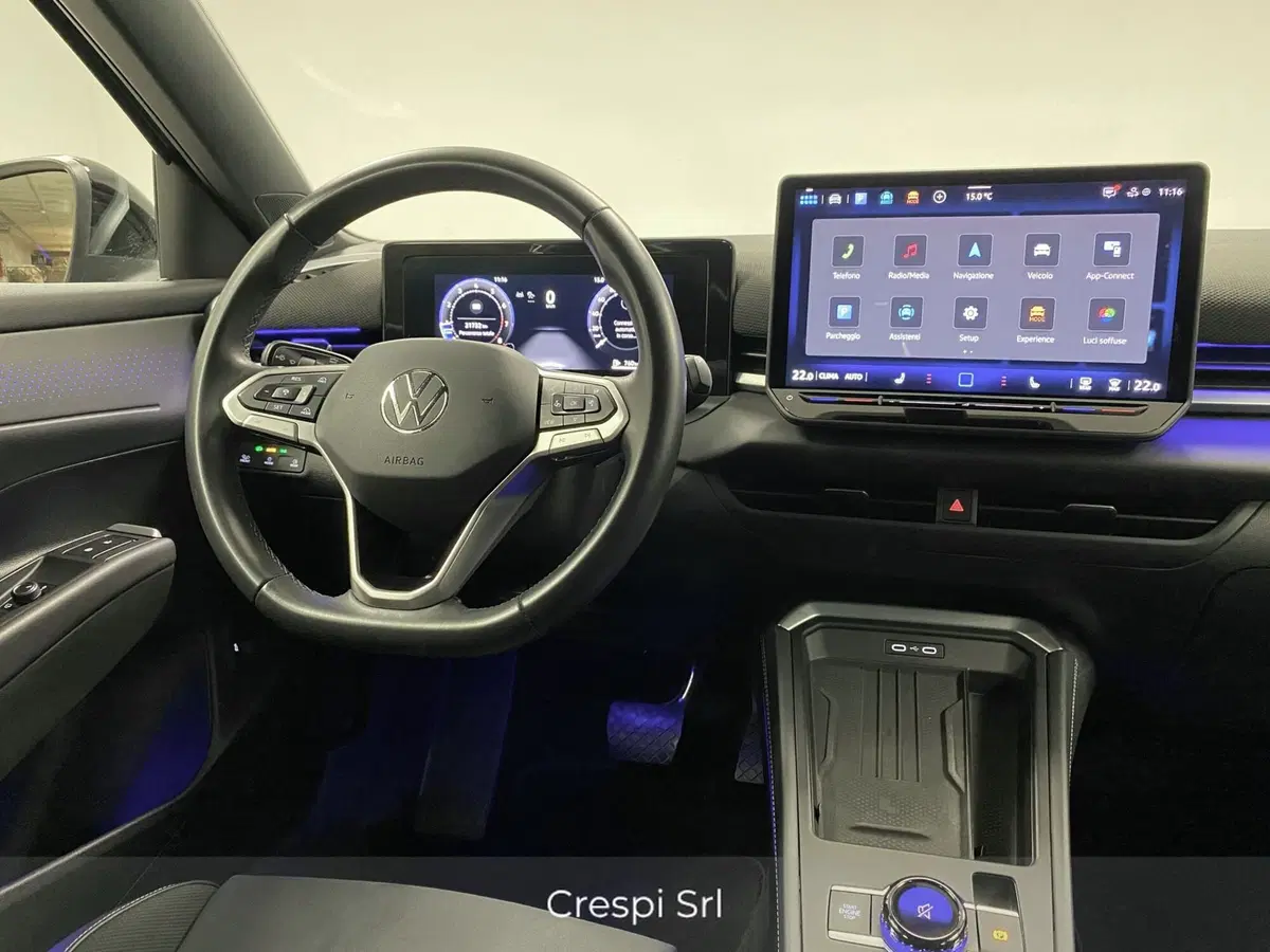 Volkswagen T-Roc usata a Varese (11)