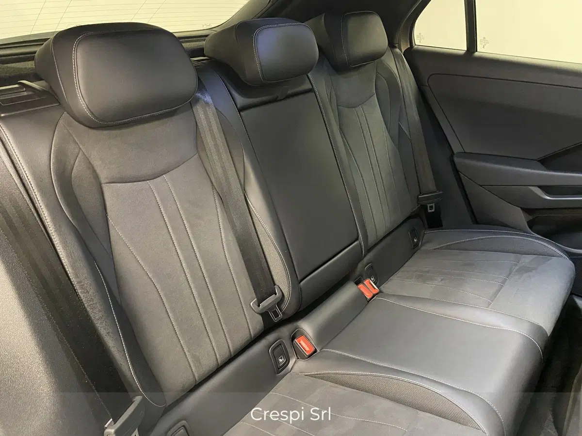 Volkswagen T-Roc usata a Varese (14)