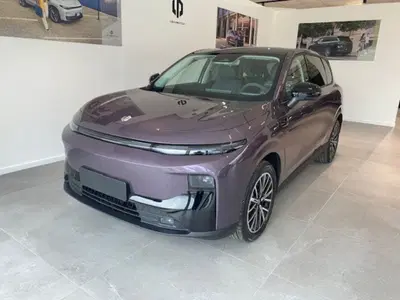 Leapmotor B10 B10 reev hybrid Life nuova a Benevento