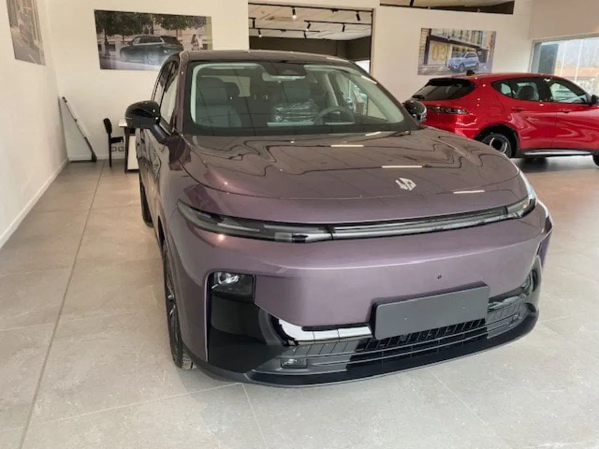 Leapmotor B10 nuova a Benevento (3)