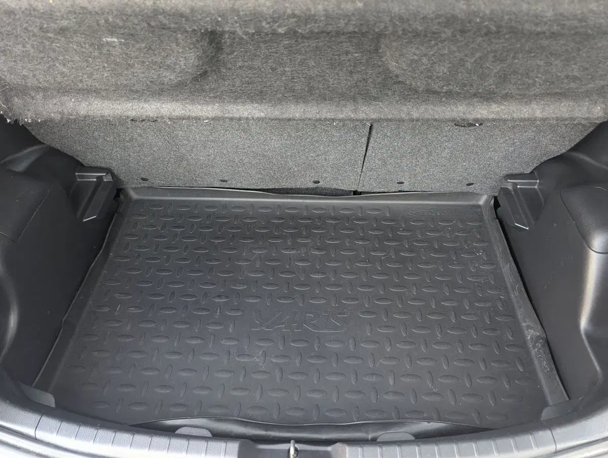 Toyota Yaris usata a Pescara (12)