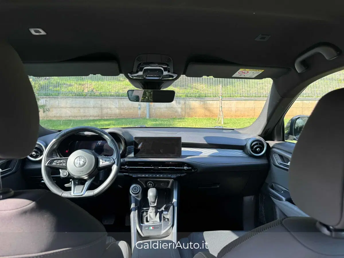 Alfa Romeo Tonale usata a Salerno (5)