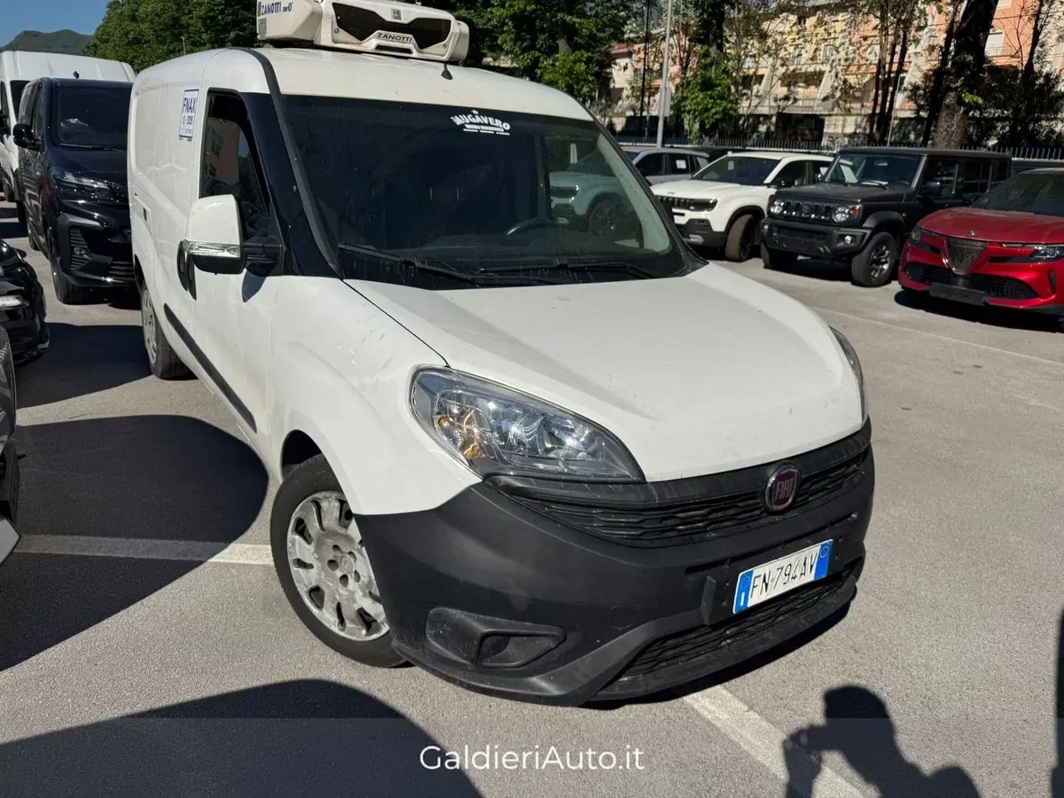 Fiat Doblò Furgone usata a Salerno