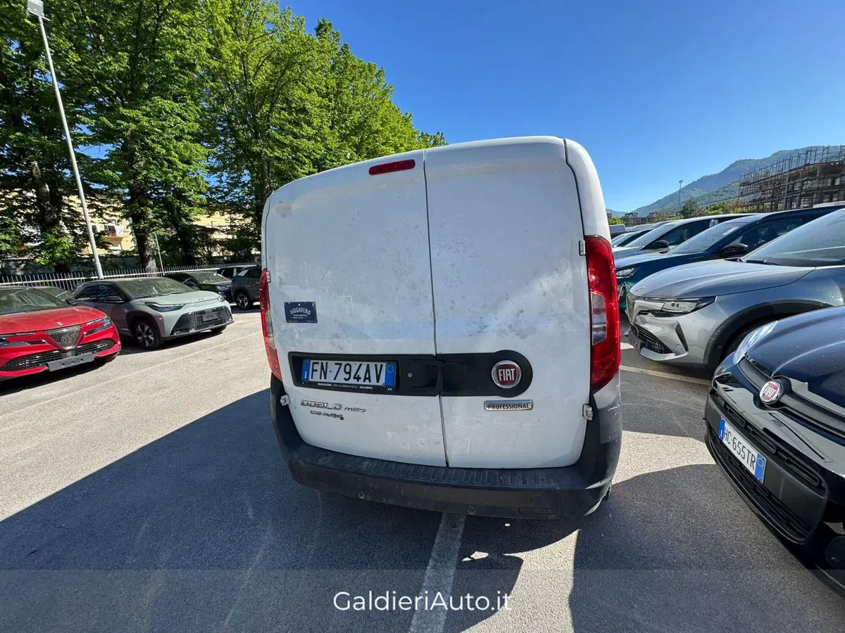 Fiat Doblò Furgone usata a Salerno (12)