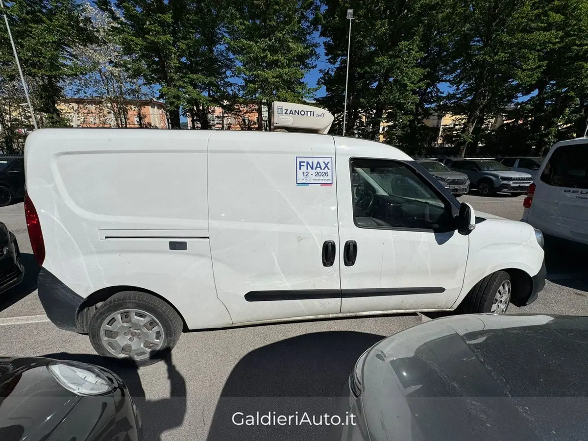 Fiat Doblò Furgone usata a Salerno (13)