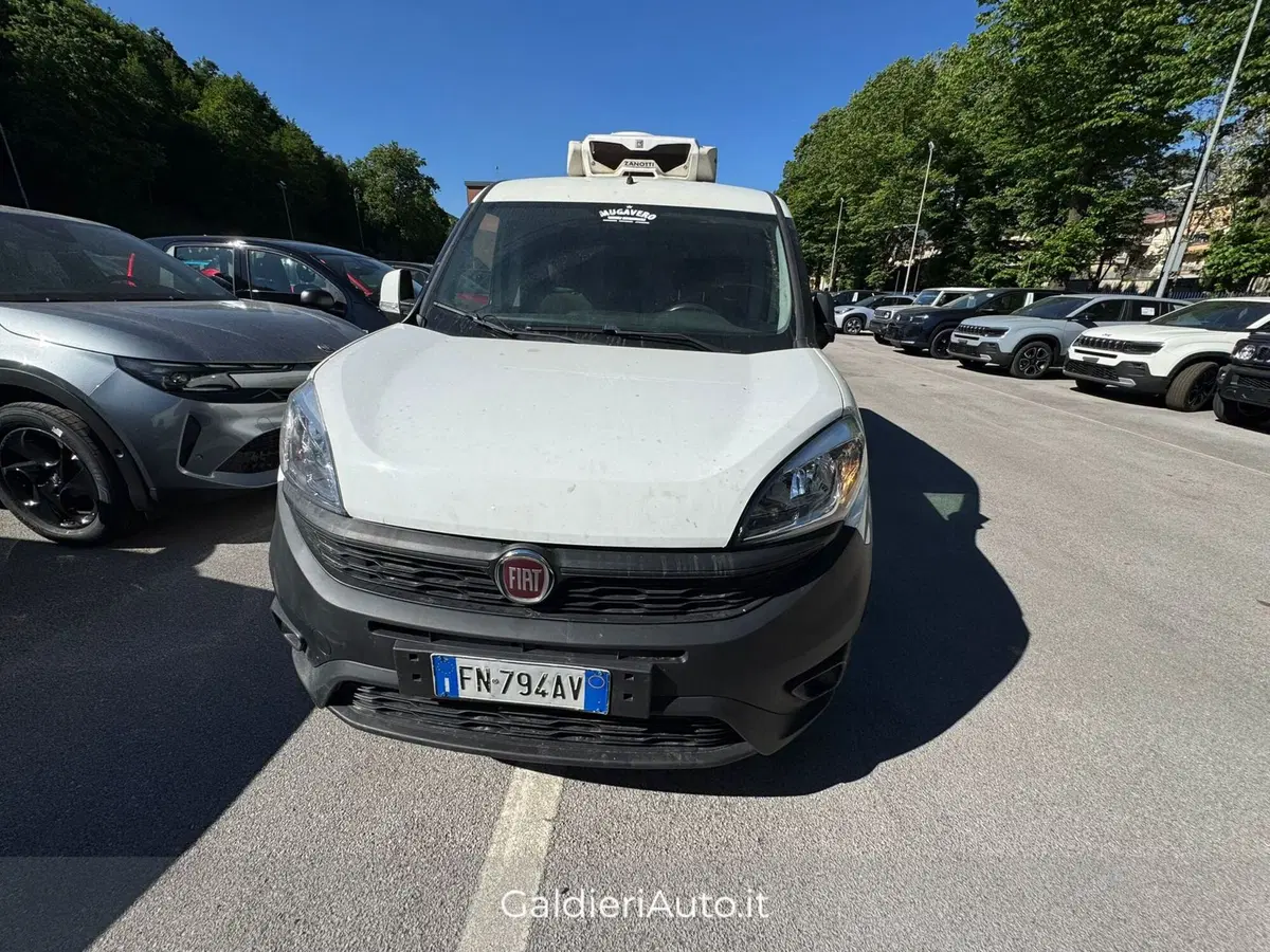 Fiat Doblò Furgone usata a Salerno (7)