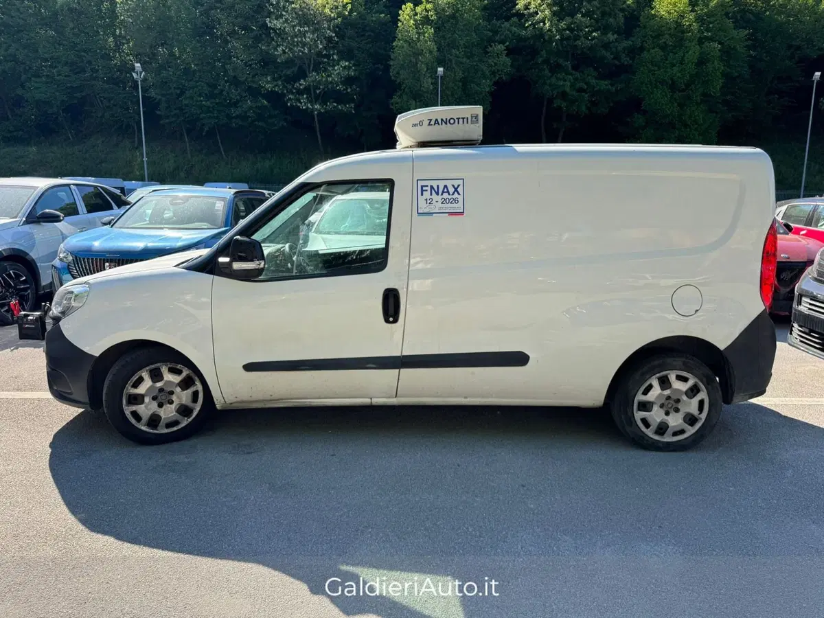 Fiat Doblò Furgone usata a Salerno (8)