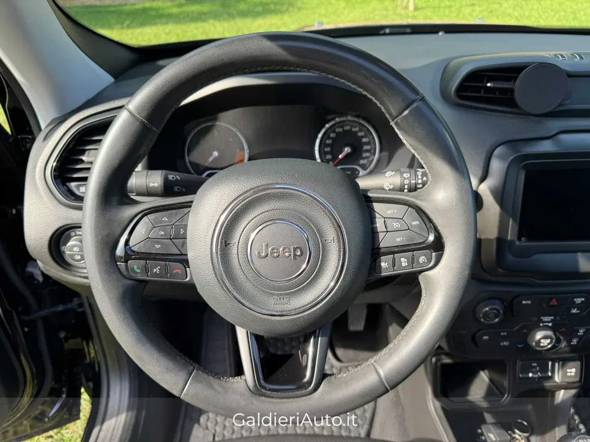 Jeep Renegade usata a Salerno (19)