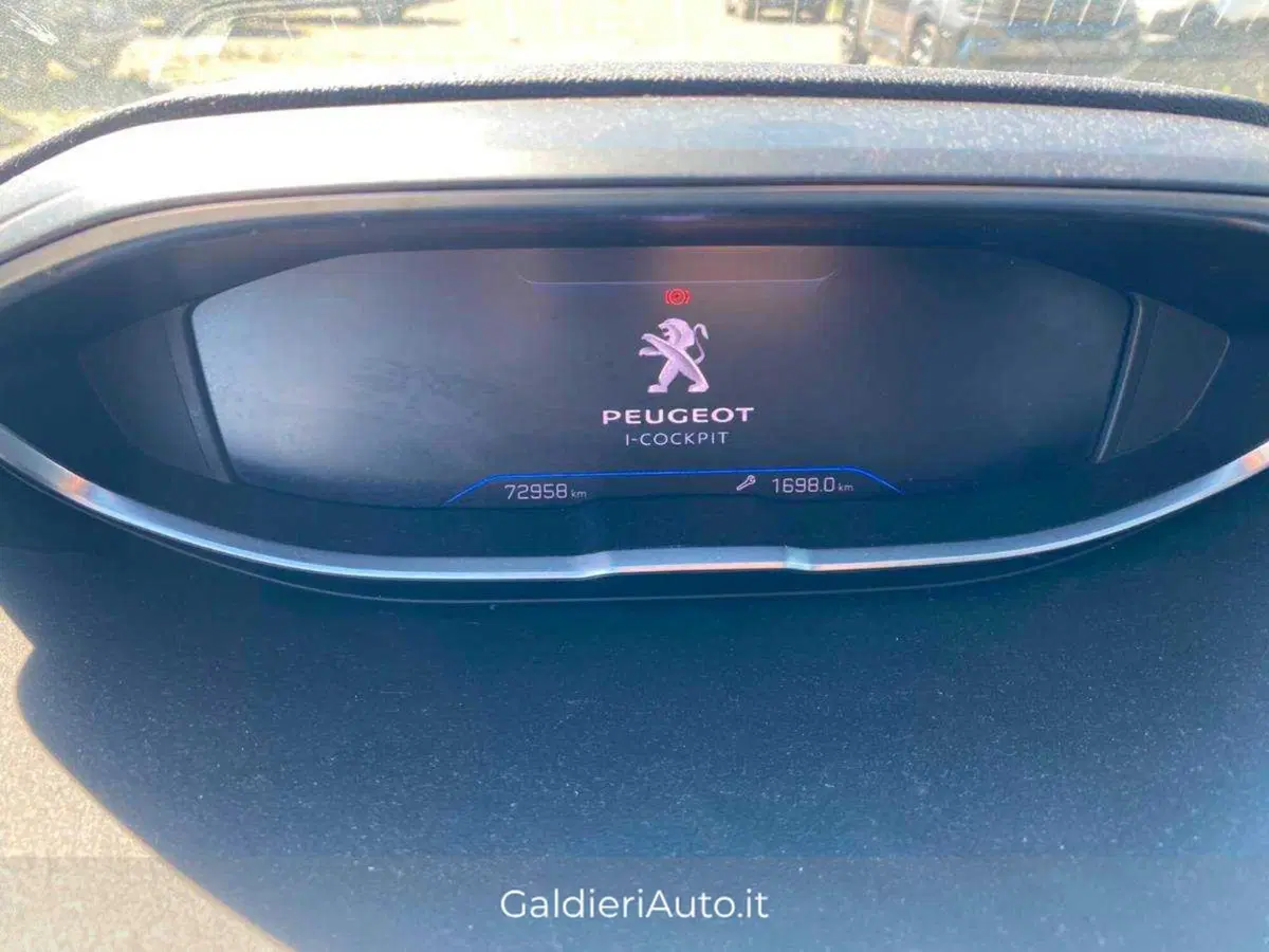 Peugeot 3008 usata a Salerno (9)